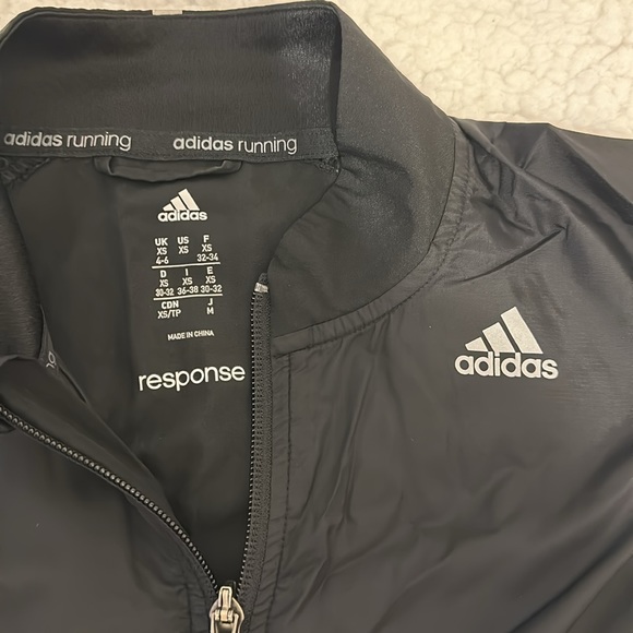 Adidas xs - Picture 3 of 4